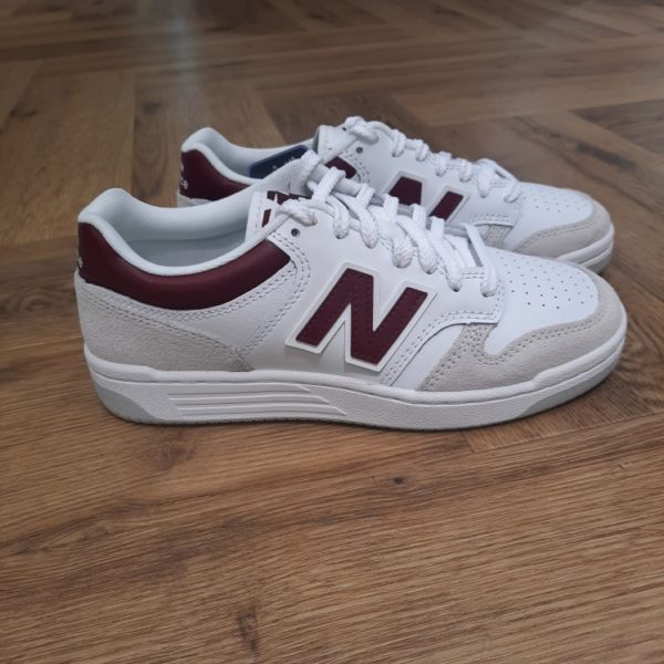 New Balance 480LIR-New Balance 480 Hommes Chaussures de loisirs-Lancée dans les années 90, la New Balance 530 était à l'origine pensée comme une chaussure de running technique. Elle se distinguait déjà par sa semelle épaisse et son amorti innovant, garantissant un confort optimal lors des longues courses