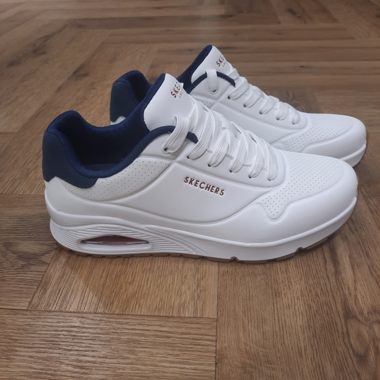 UNO - Suited On Air-baskets skechers pour homme