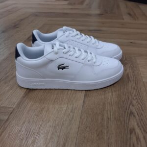 Court Ace White-baskets lacoste court ace white navy-Tige : 74% Cuir 15% Polyester recyclé 11% Polyuréthane; Doublure : 60% Polyester recyclé 40% Polyuréthane; Semelle intérieure : 100% EVA; Semelle extérieure : 90% Caoutchouc 10% Caoutchouc recyclé