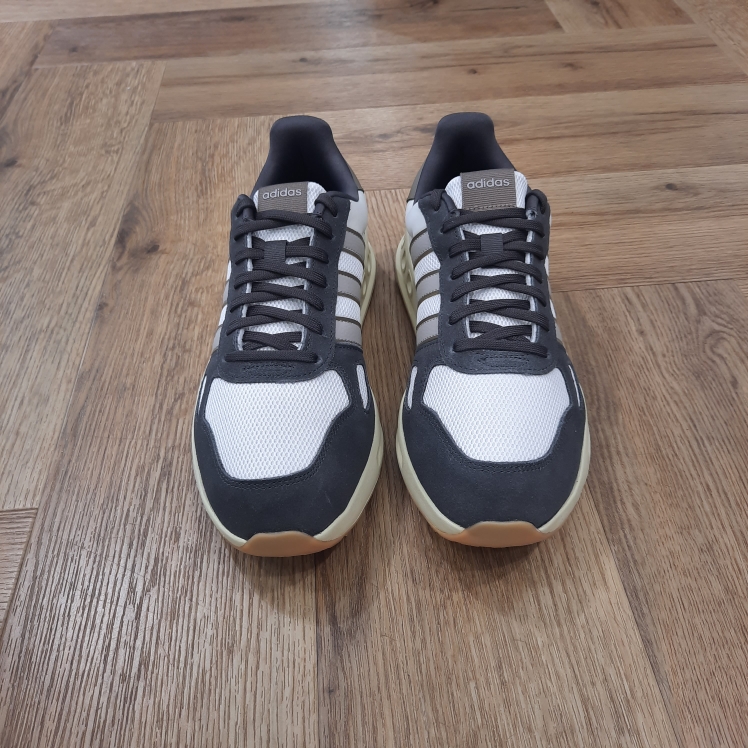 Run 84 Grey – Image 2