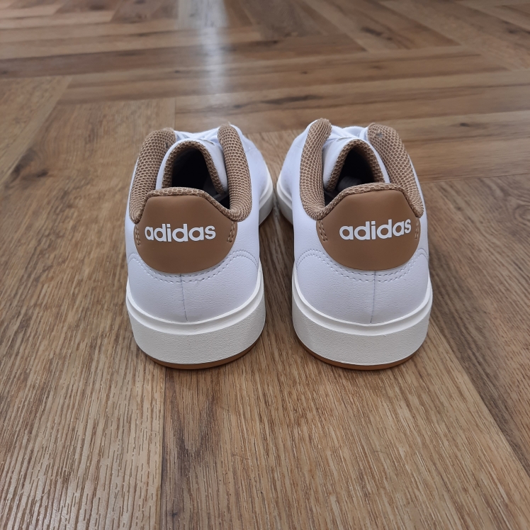 Advantage White – Image 4