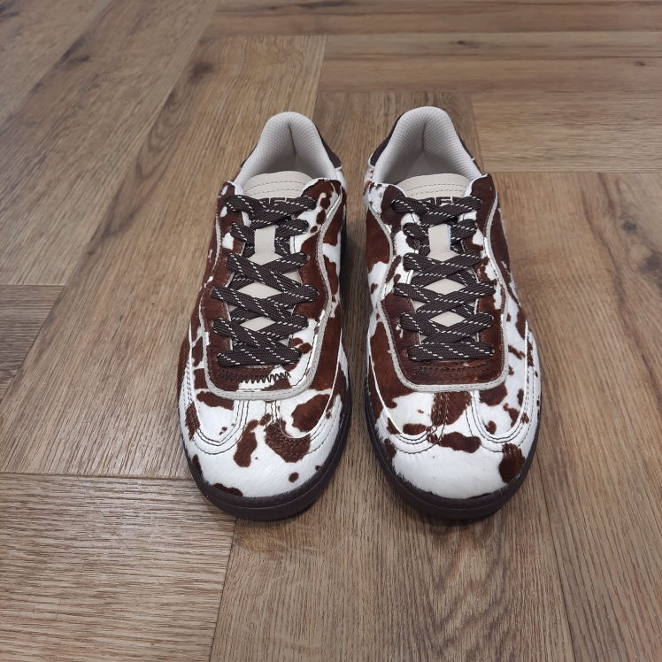 Park Cow Print Brown – Image 2