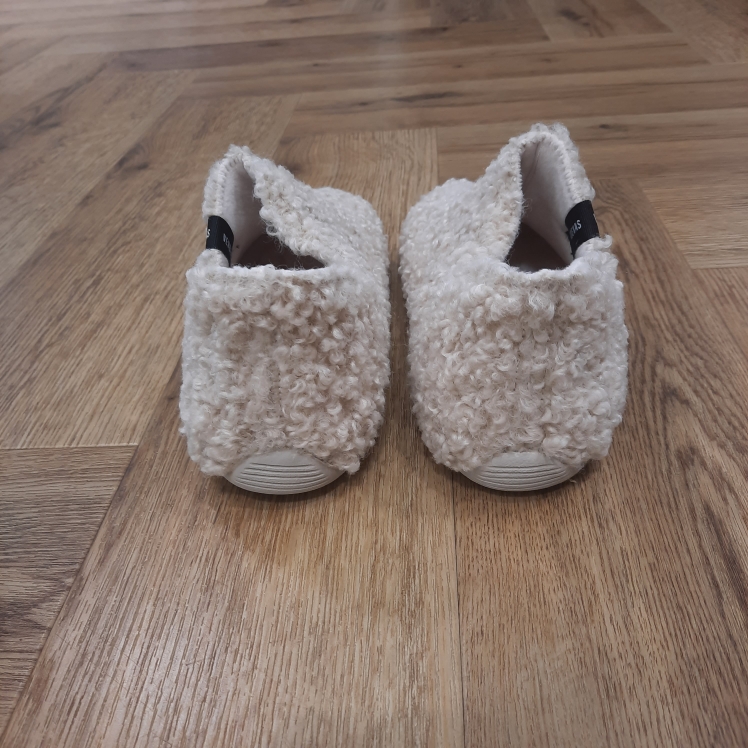 Yoi Curly Beige – Image 3
