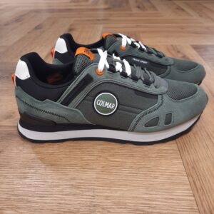 Travis Sport Colors-baskets homme colmar en vert-Avec leur cachet sportif et leur style raffiné, les sneakers TRAVIS SPORT COLORS se distinguent par leurs associations de couleurs et leurs détails soignés pour bouger avec style au quotidien
